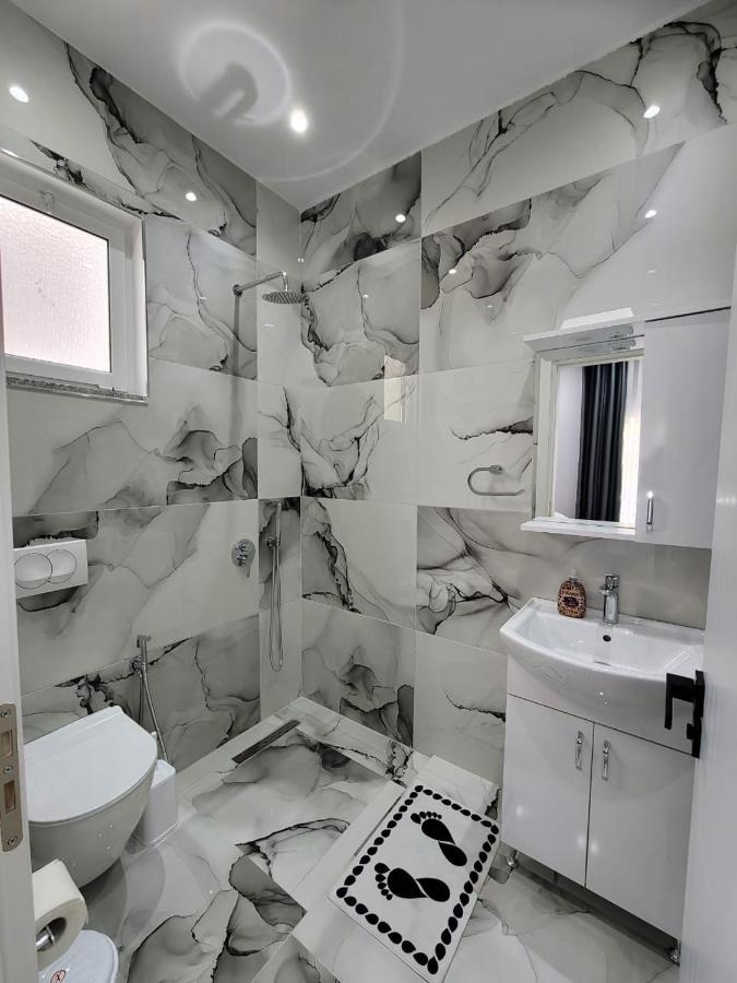 Luxury Room'S By Lika Sarandë Eksteriør bilde